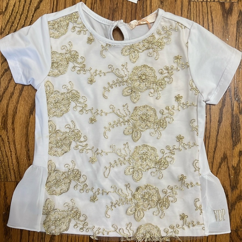 BNWT VDP Beaded and Lace Top
